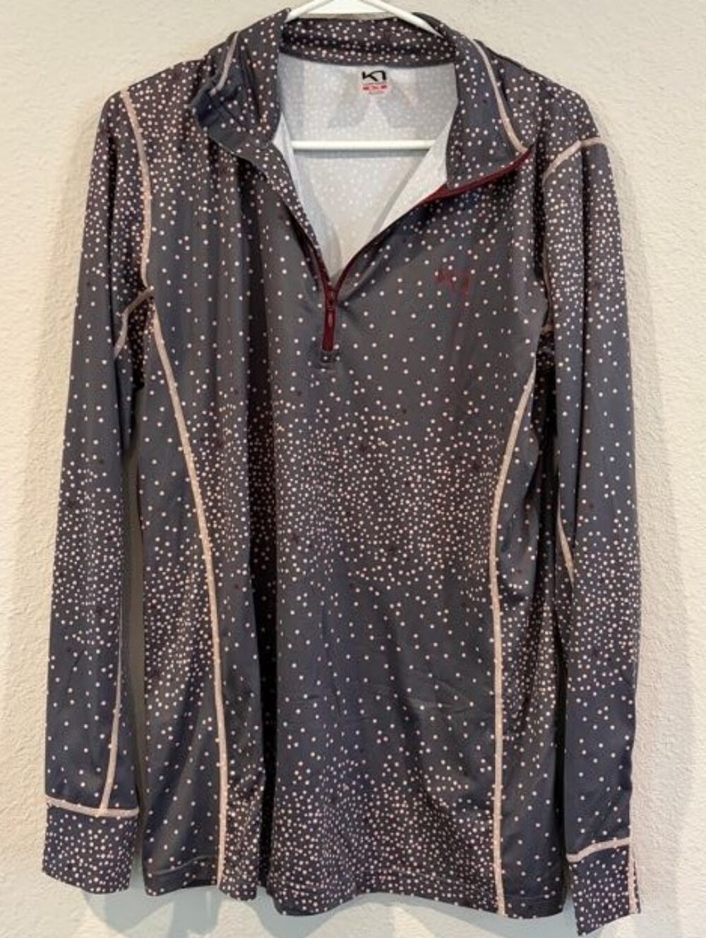 Kari Traa Womens Grey Pink Polka Dot Butterfly AOP 1/4 Zip Long Sleeve Baselayer